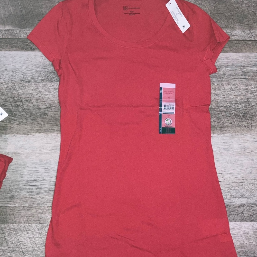 Women's Short Sleeve Tee - Multiple Sizes
